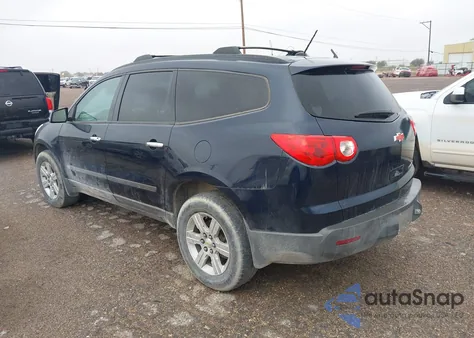 2012 Chevrolet Traverse Ls z USA, uszkodzony, nr VIN 1GNKRFED3CJ351150